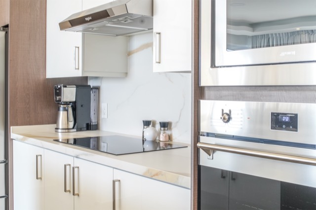 Kitchen stove