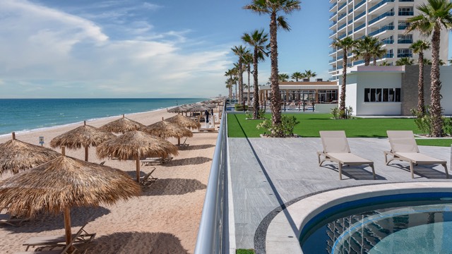 Beautiful beachfront setting
